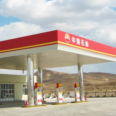 Der Tanksäule-Q345 Dach-Verbiegen Überdachungs-Struktur-Tankstelle-des Bau-150mm