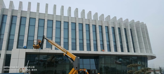 Material Q235 Q355 glasierte Aluminiumzwischenwand-Äußeres